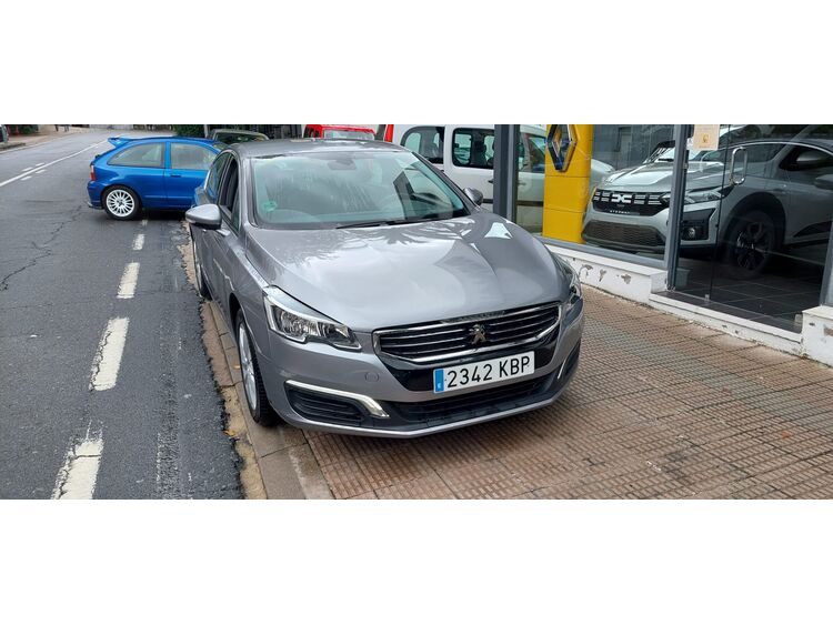 Peugeot 508 120cv automatico HDI foto 3